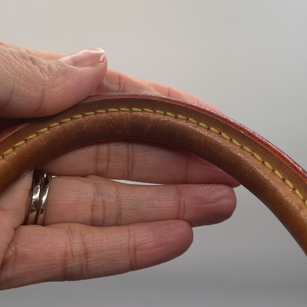 Louis Vuitton Alma Monogram - Picture 8 of 16